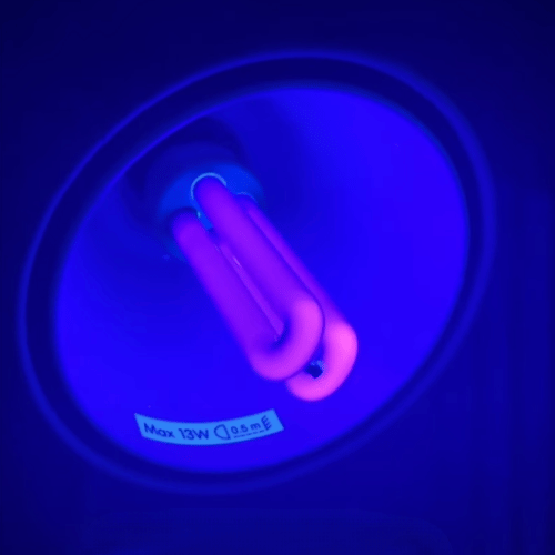 BeamZ BUV27B UV Party Light Bulb 25W E27 with Bayonet Adapter